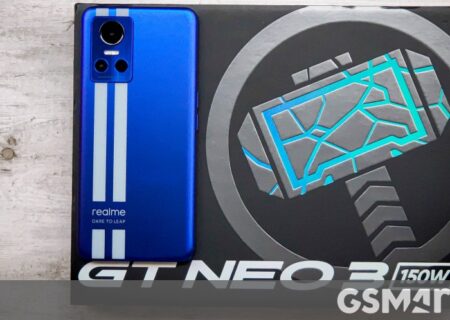 بررسی عملی Realme GT Neo 3 150W Thor Love and Thunder Limited Edition