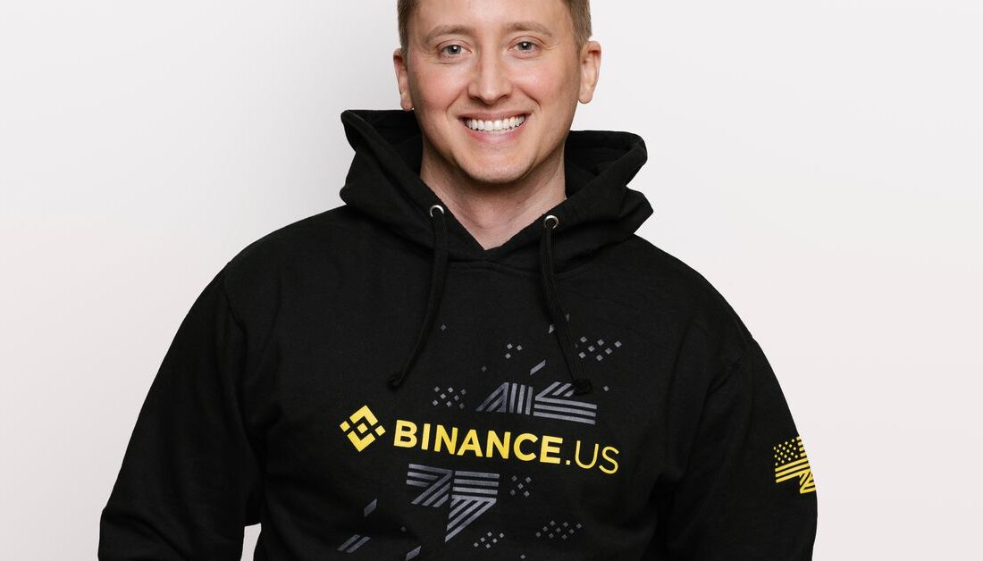 بازارهای رمزنگاری امروز: Binance.US برای خرید دارایی های Voyager Digital.  بیت کوین به سمت قرمز می لغزد