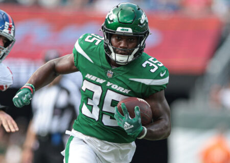 Waiver Wire Pickups Week 14: Zonovan Knight، Michael Gallup