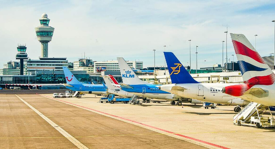 ¿Qué sabes sobre el aeropuerto de Amsterdam Países Bajos y sus reglas?