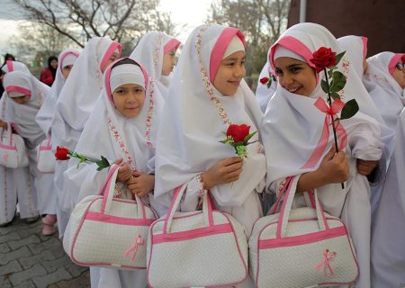 آیین و رسومات برگزاری جشن تکلیف دختران در ایران