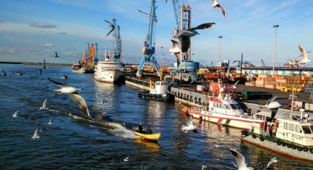 Las vistas de Bandar Anzali  Viaja a la pequeña Europa de Irán