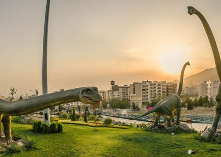 Parque Jurásico Teherán  Un viaje al mundo de los dinosaurios