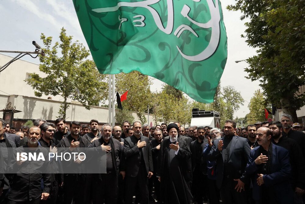 آنچه در عاشورا از سوی امام حسین (ع) صورت گرفت، درباره مسائل جهان امروز نیز دلالت دارد