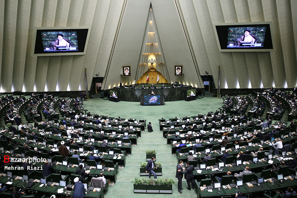 سهمیه اعتباری نفت گاز صرفاً در جایگاه‌های مستقر در مسیرهای بارنامه الکترونیکی تخصیص می یابد