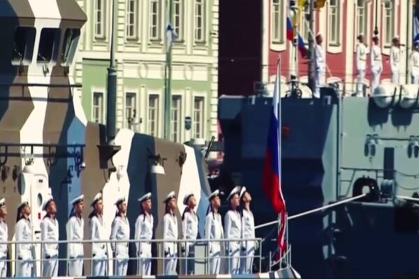 رژه روز نیروی دریایی روسیه در سنت‌پترزبورگ با حضور پوتین+ فیلم – خبرگزاری مهر | اخبار ایران و جهان