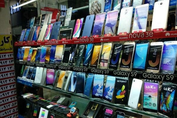 قیمت روز انواع تلفن همراه در ۲۹ مهر ۱۴۰۲