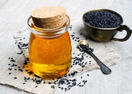 بهترین زمان مصرف روغن سیاه دانه برای موارد مختلف • مجله اسمارتک نیوز