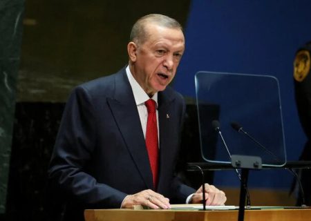 اردوغان: تروریست‌ها آزادانه در اروپا جولان می‌دهند/ این دوگانگی معیارها را درک نمی‌کنیم