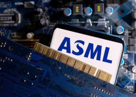 شرکت هلندی ASML از ادامه فعالیت مشترک خود با چین خبر داد