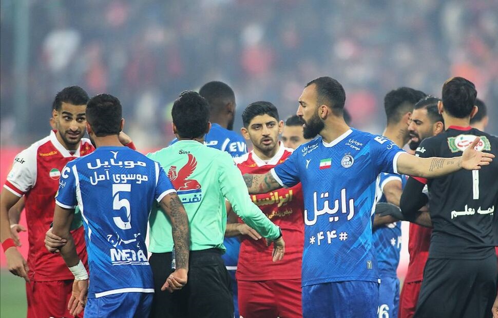 پیشکسوت پرسپولیس: اگر پنالتی نمی گرفتند، استقلال تا صبح به پرسپولیس گل نمی زد/ خوشحالی افشاریان باورنکردنی است – پرسپولیس نیوز