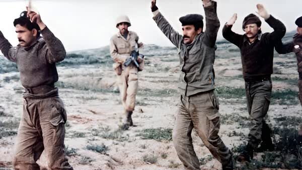 فرمانده ارتش صدام: به کسی که من را اسیر کرد مدال بدهید!