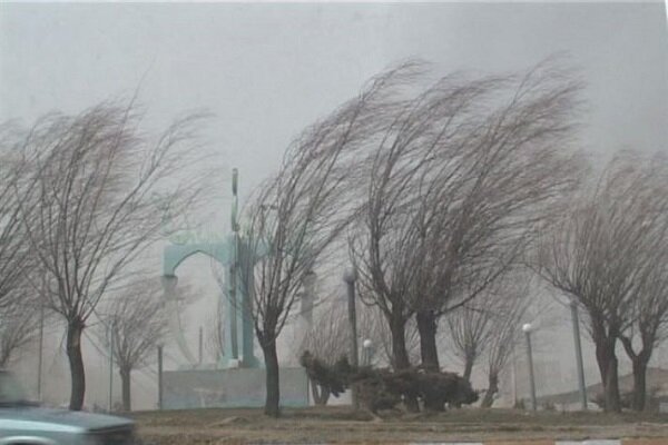 طوفان شدید در استان سمنان