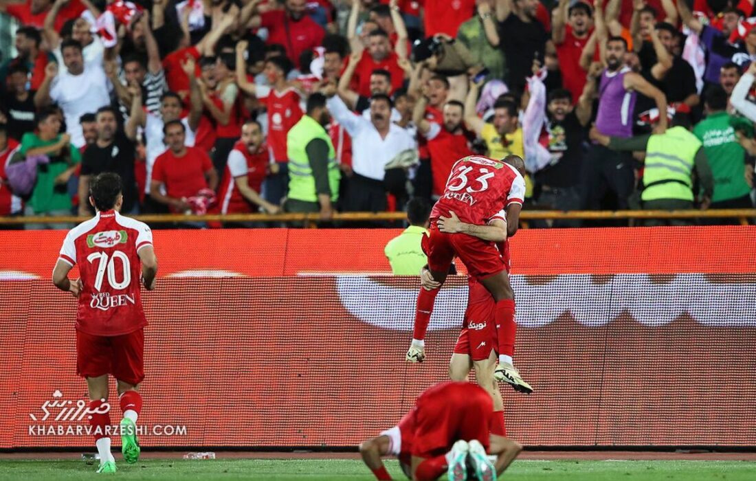 شاه محمدی: این پرسپولیس دستکاری زیادی ندارد/ جایگزین عثمر را زودتر معرفی کنید/ سقف قرارداد در فوتبال حرفه ای مضحک است – پرسپولیس نیوز