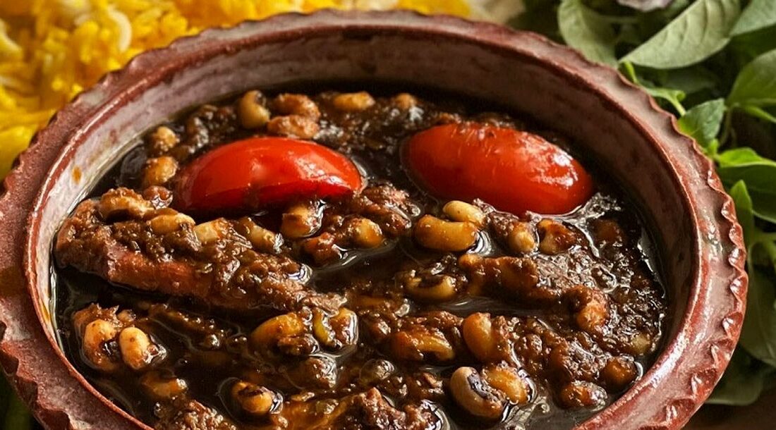 طرز تهیه خورش خرفه;  بسیار خوشمزه و نجیب.