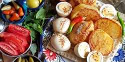 طرز تهیه یرالما یومورتا تبریز سیب زمینی و تخم مرغ آب پز استان آذربایجان شرقی تبریز تنوری ارومیه xvc jidi dvhglh dl vjh یعنی چه