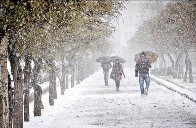 بارش شدید باران و برف در راه است نیروهای اورژانس آماده باش