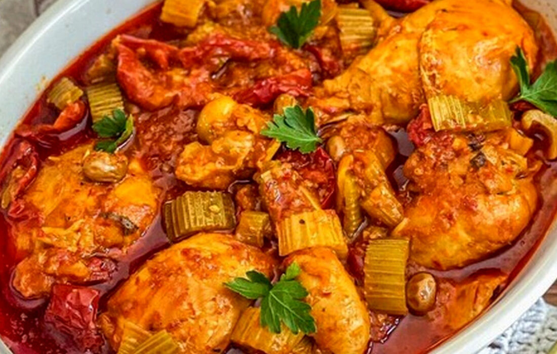 طرز تهیه خورش کرفس قرمز