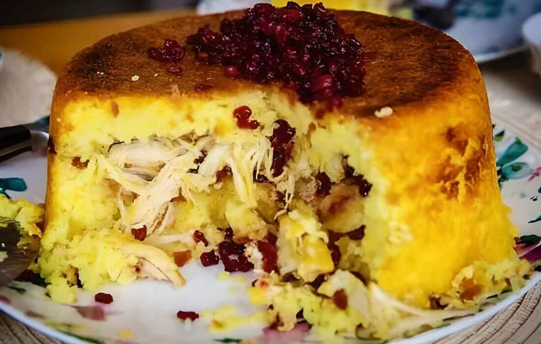 طرز تهیه مرغ زعفرانی در قابلمه • تصویر از مجله ویدا