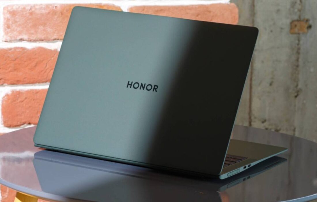 عرضه جهانی لپ تاپ Honor MagicBook 14 Art با پردازنده اسنپدراگون آغاز شد