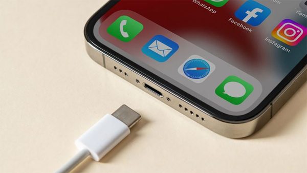 دو پورت USB-C روی گوشی